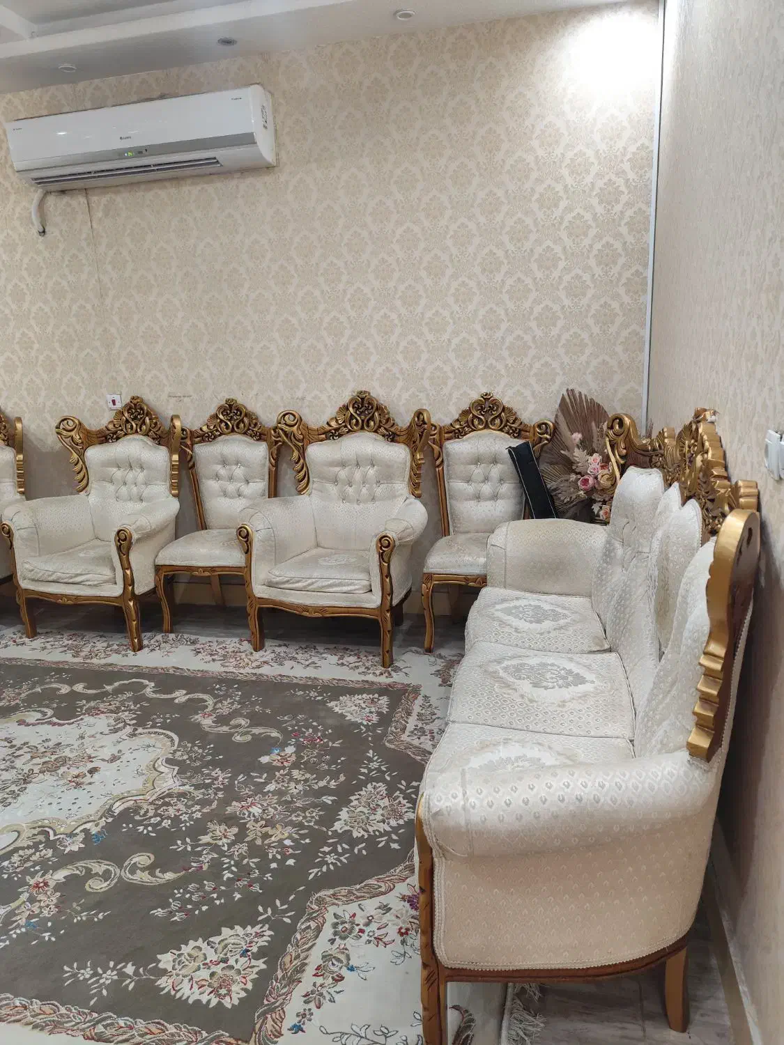 مبل سلطنتی|مبلمان خانگی و میز عسلی|بندر گناوه, |دیوار