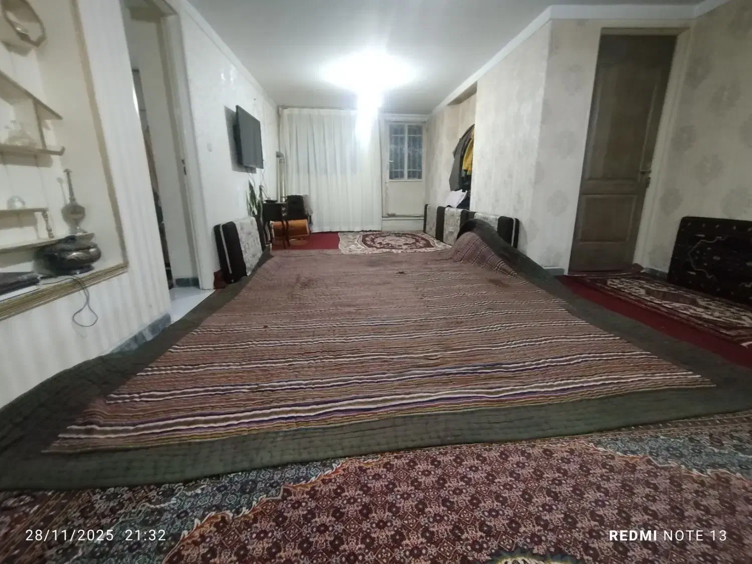 لخاف کرسی|رختخواب، بالش، پتو|همدان, |دیوار