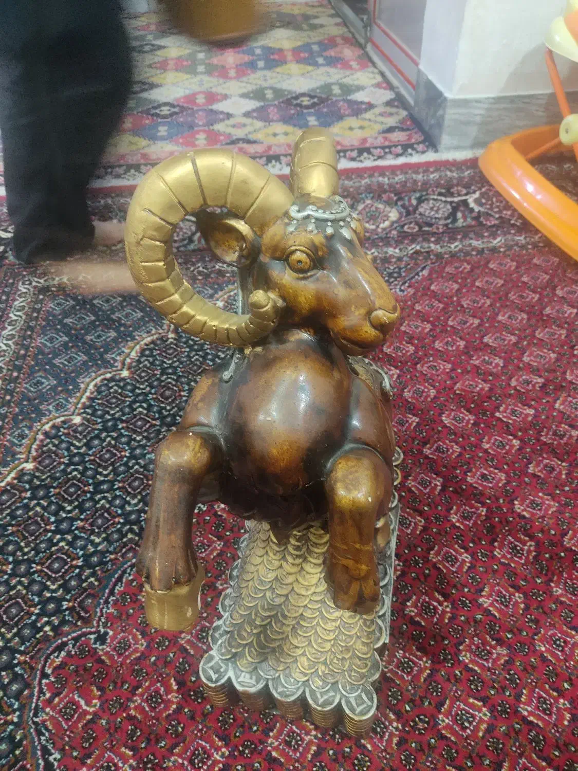 مجسمه|مجسمه، تندیس، ماکت|سرپل ذهاب, |دیوار