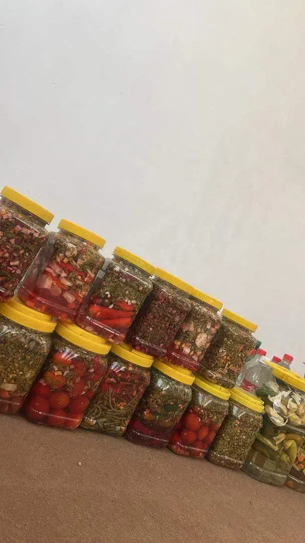 فروش انواع ترشیجات ،بادرنجبو،|خوردنی و آشامیدنی|نوشین شهر, |دیوار