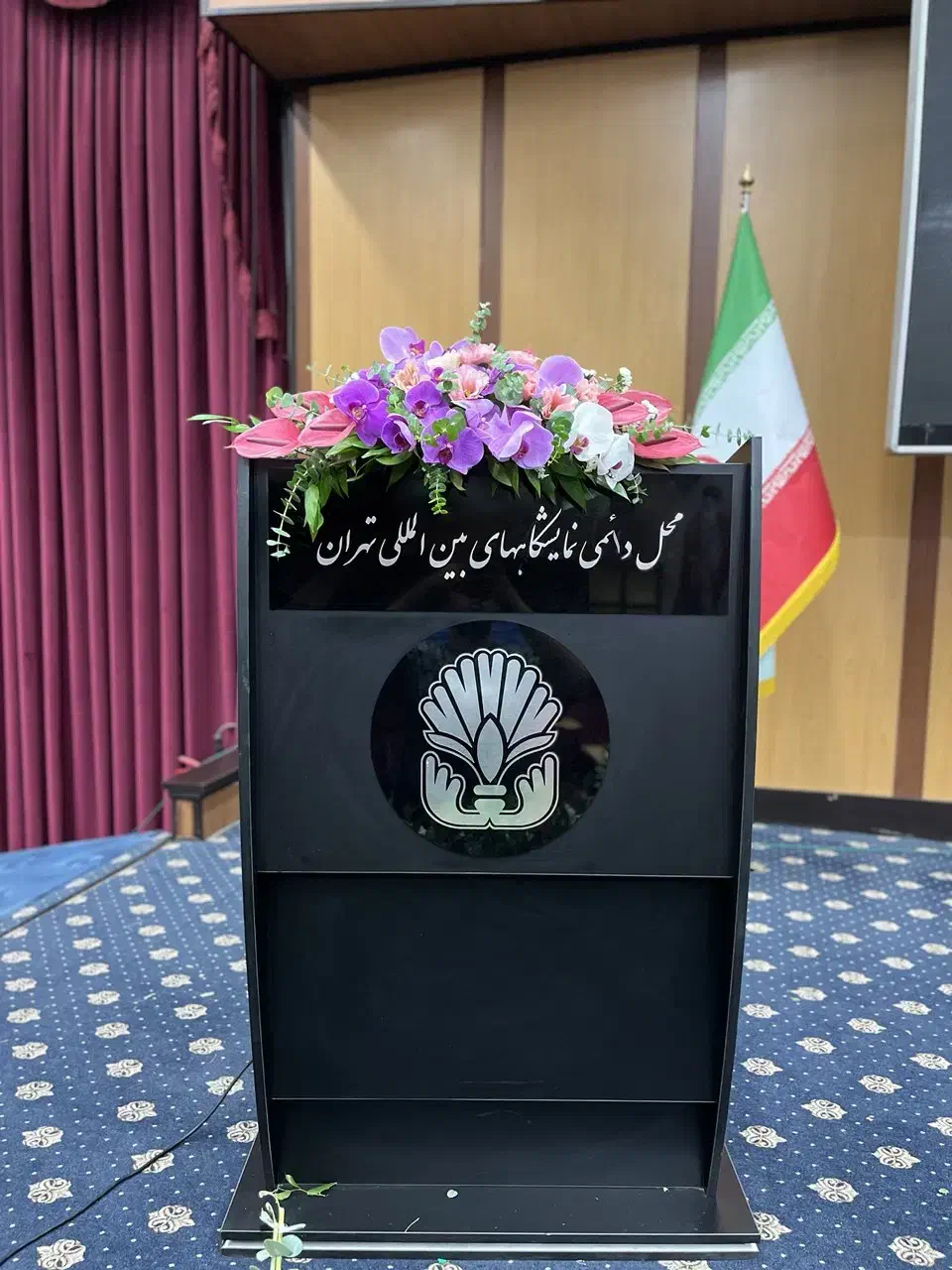 گل آرایی همایشات و اجلاس شرکت ها و تشریفات|خدمات پذیرایی، مراسم|تهران, شهرک شریعتی|دیوار