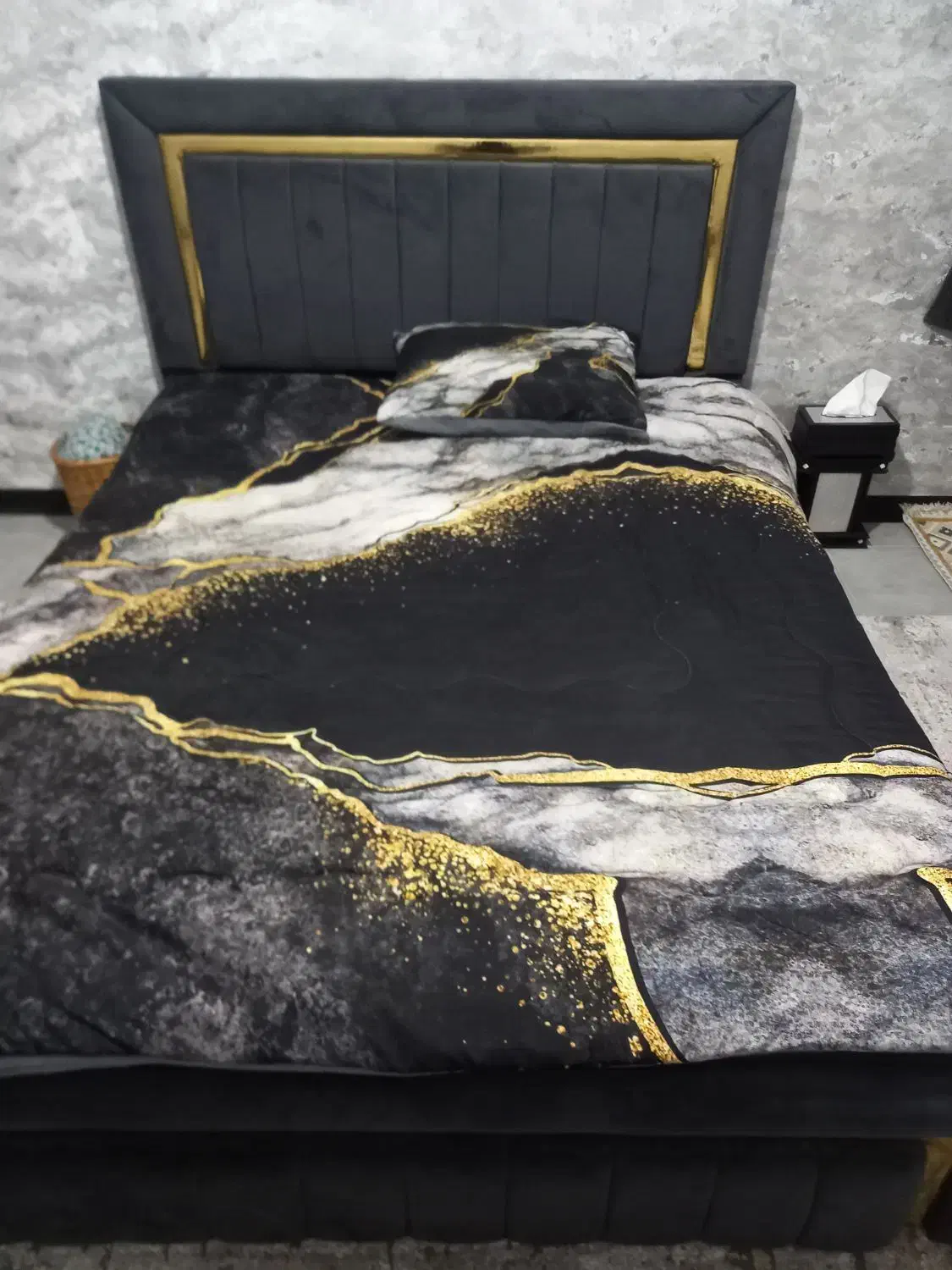 رو تختی|سرویس روتختی|قم, دروازه چوبی|دیوار