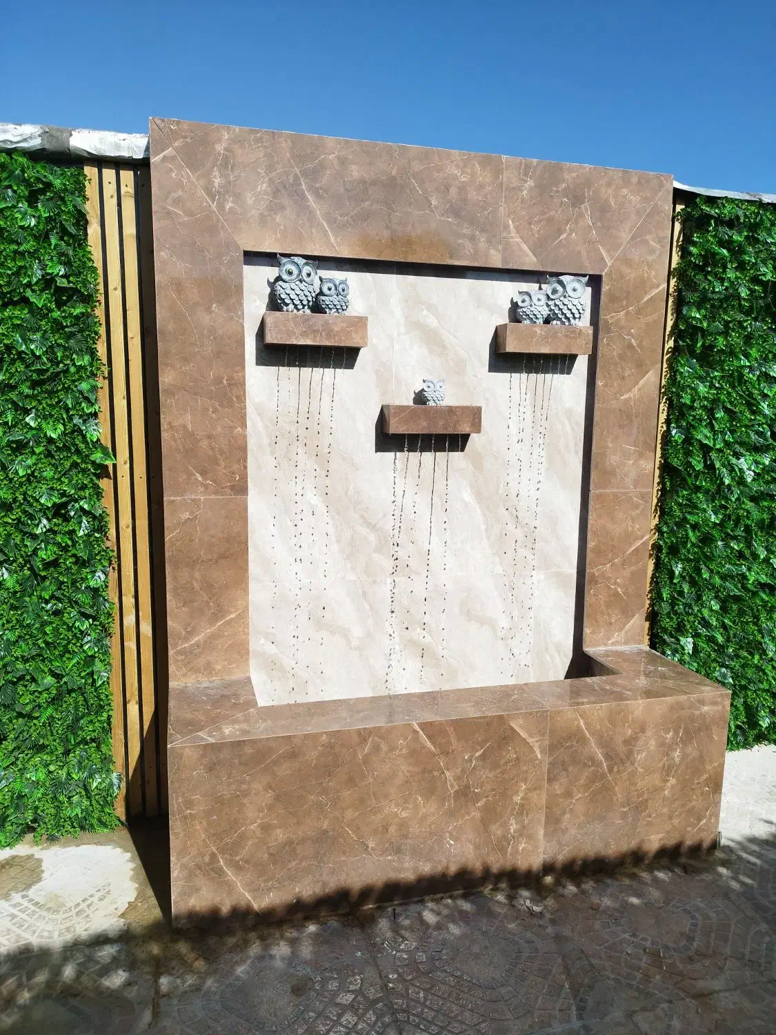 نصب انواع کاشی و سرامیک|خدمات پیشه و مهارت|بروجرد, |دیوار