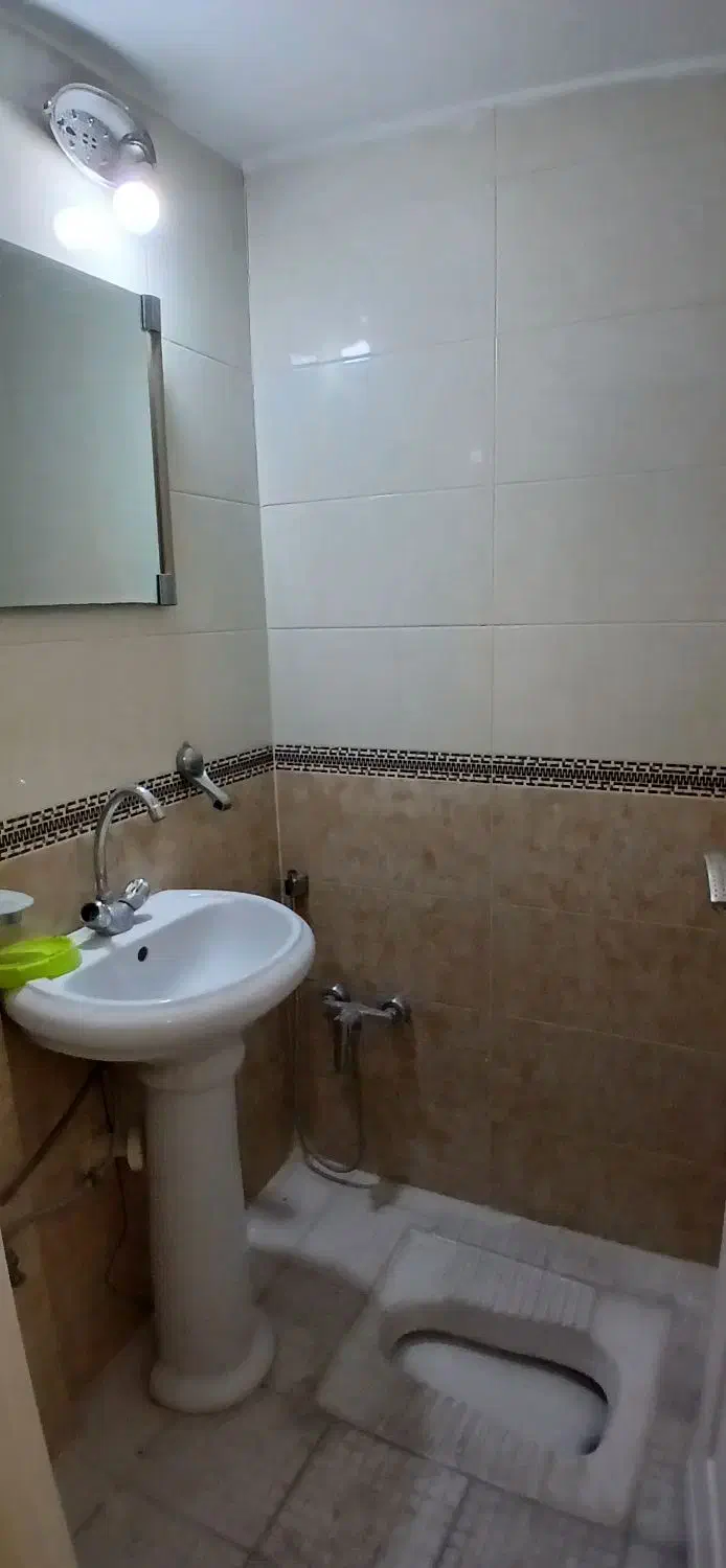 آپارتمان ۵۵متر ۲خ/سالن پرده خور    دسترسی مترو