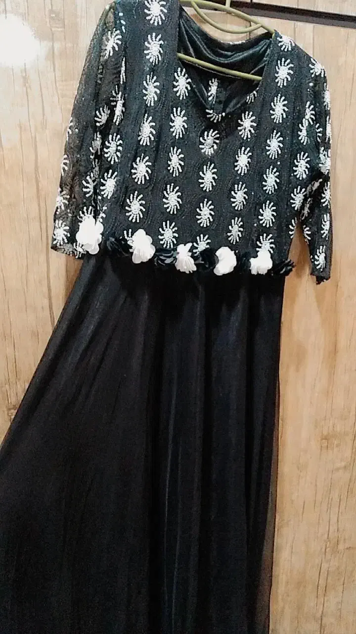 تولیدی فاطیماحراج انواع لباس مجلسی هودی مانتوو...|لباس|بندر گناوه, |دیوار