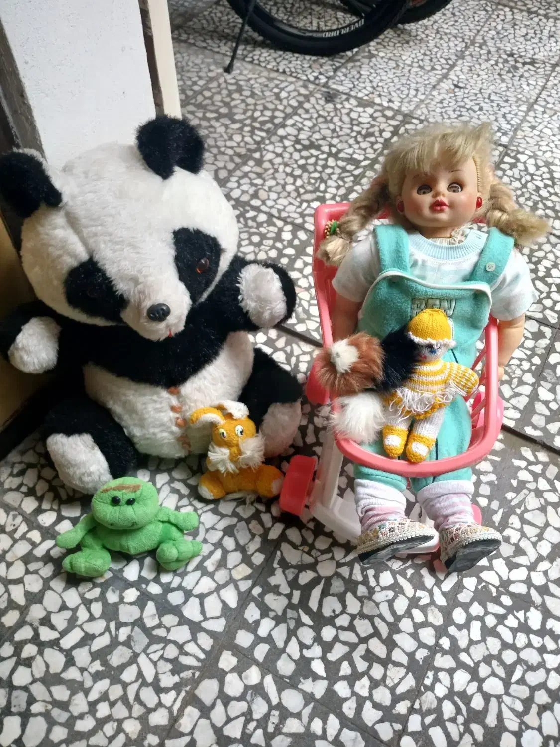 اسباب بازی|اسباب‌بازی بچه|رشت, چله خانه|دیوار