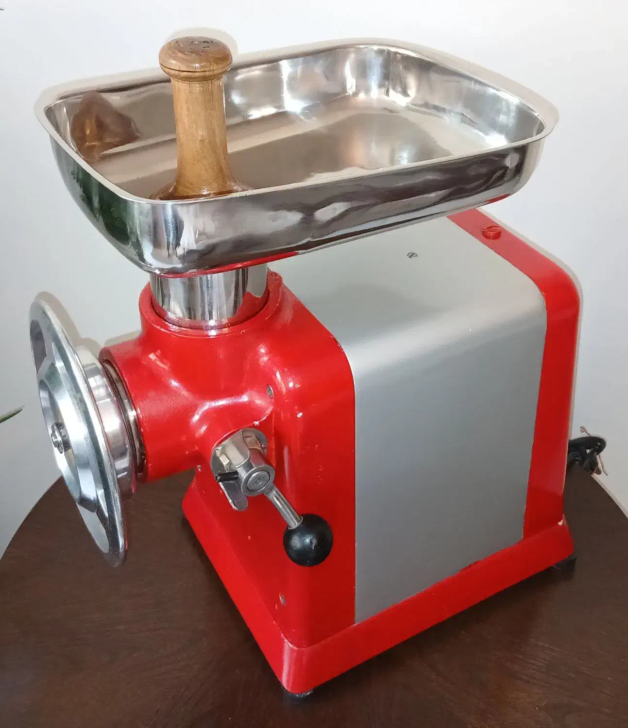 چرخ گوشت صنعتی ۲۲ مینروا ایتالیا|خردکن، آسیاب، غذاساز|تهران, سهروردی|دیوار