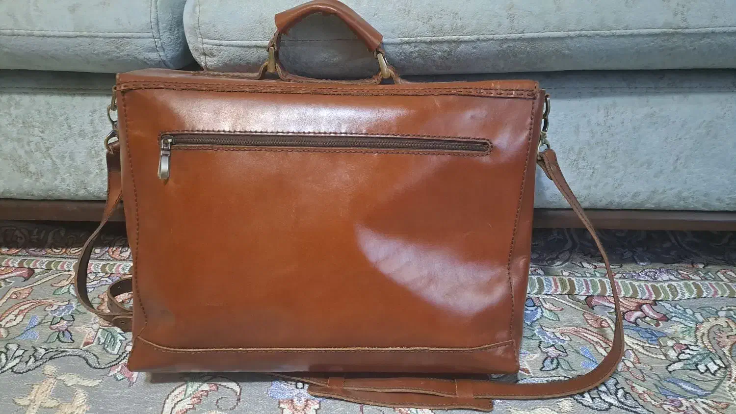 کیف چرم اداری|کیف، کفش، کمربند|شاهین‌شهر, شهرک منازل چوبی|دیوار