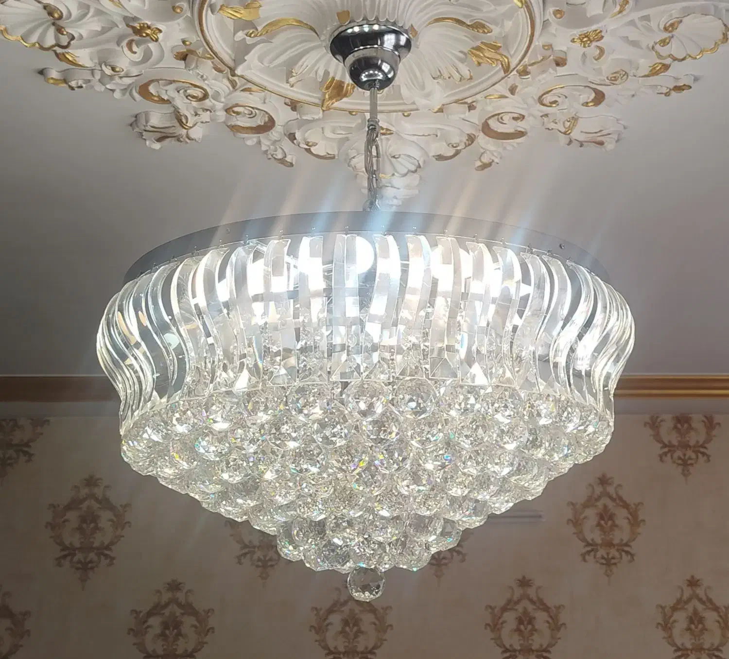 لوستر شیشه ای|لوستر و چراغ آویز|اردبیل, |دیوار