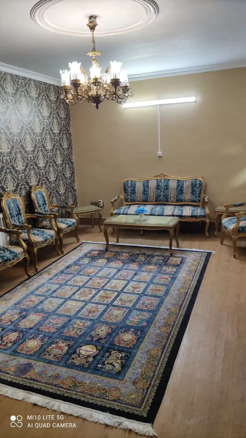 مبل استیل طلایی سرمه ای کلاسیک سلطنتی|مبلمان خانگی و میز عسلی|تهران, شهرک شهید باقری|دیوار