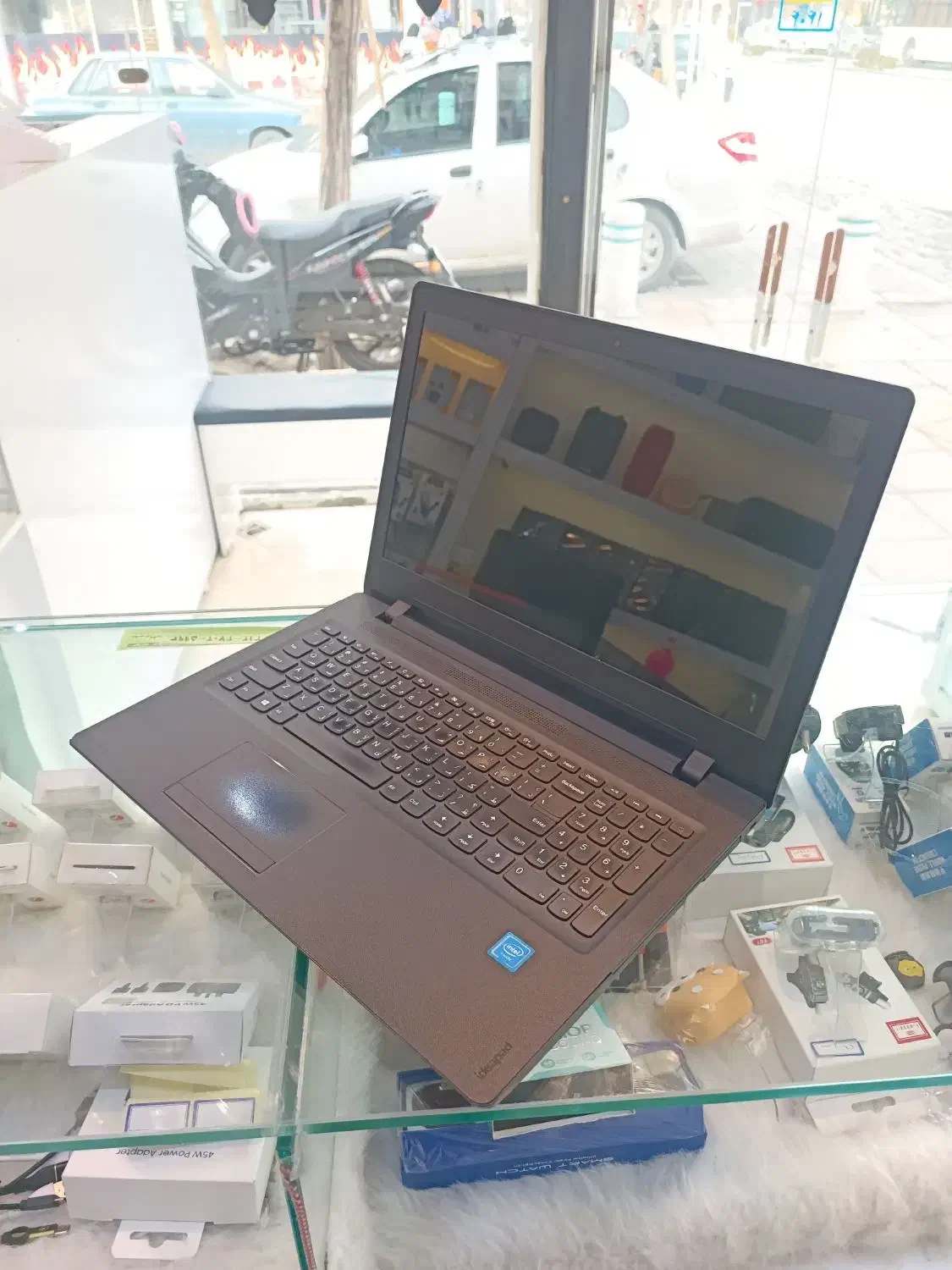 لپتاپ مناسب کارهای اداری و ترید|رایانه همراه|مشهد, ایثار|دیوار