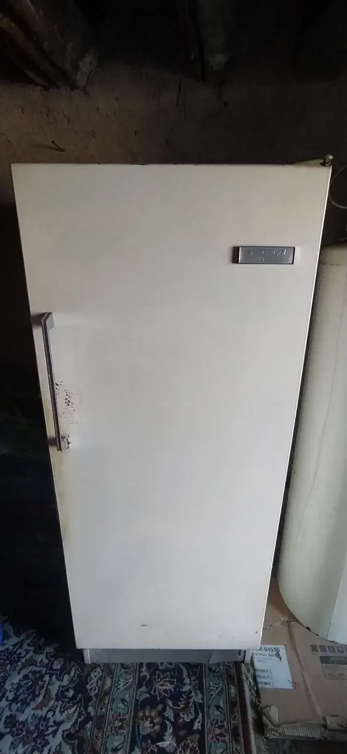 یخچال وفریزر دو در قیمت 14000000میلیون|یخچال و فریزر|فلارد, |دیوار