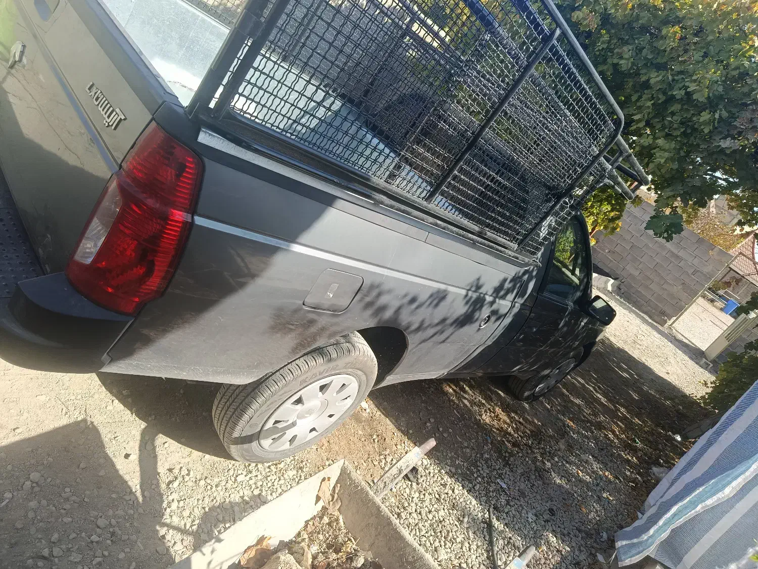 اریسان مدل 401|خودرو سواری و وانت|شیراز, حومه شیراز|دیوار