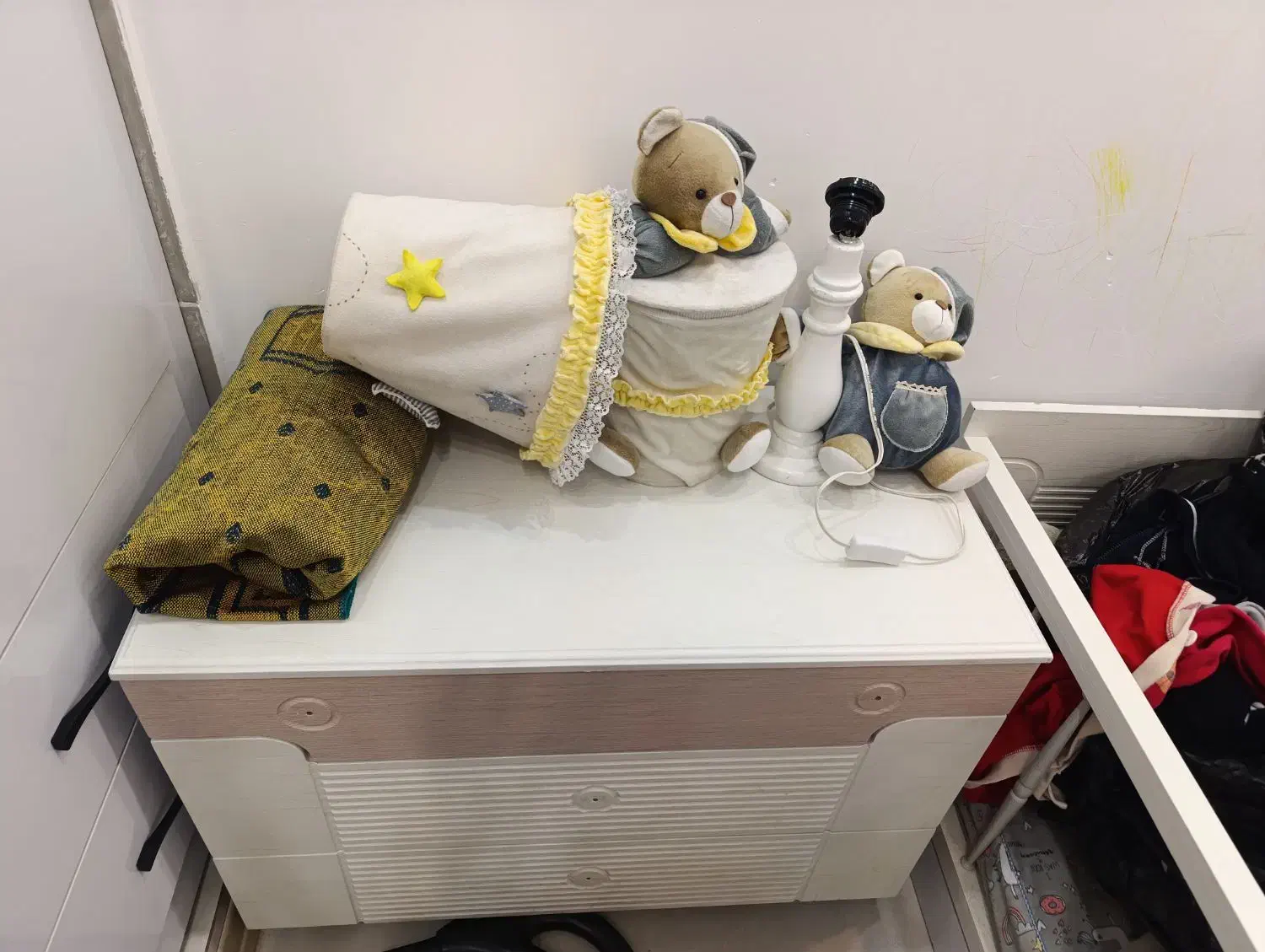 کمد و تخت نوجوان|تخت و سرویس خواب|یزد, |دیوار