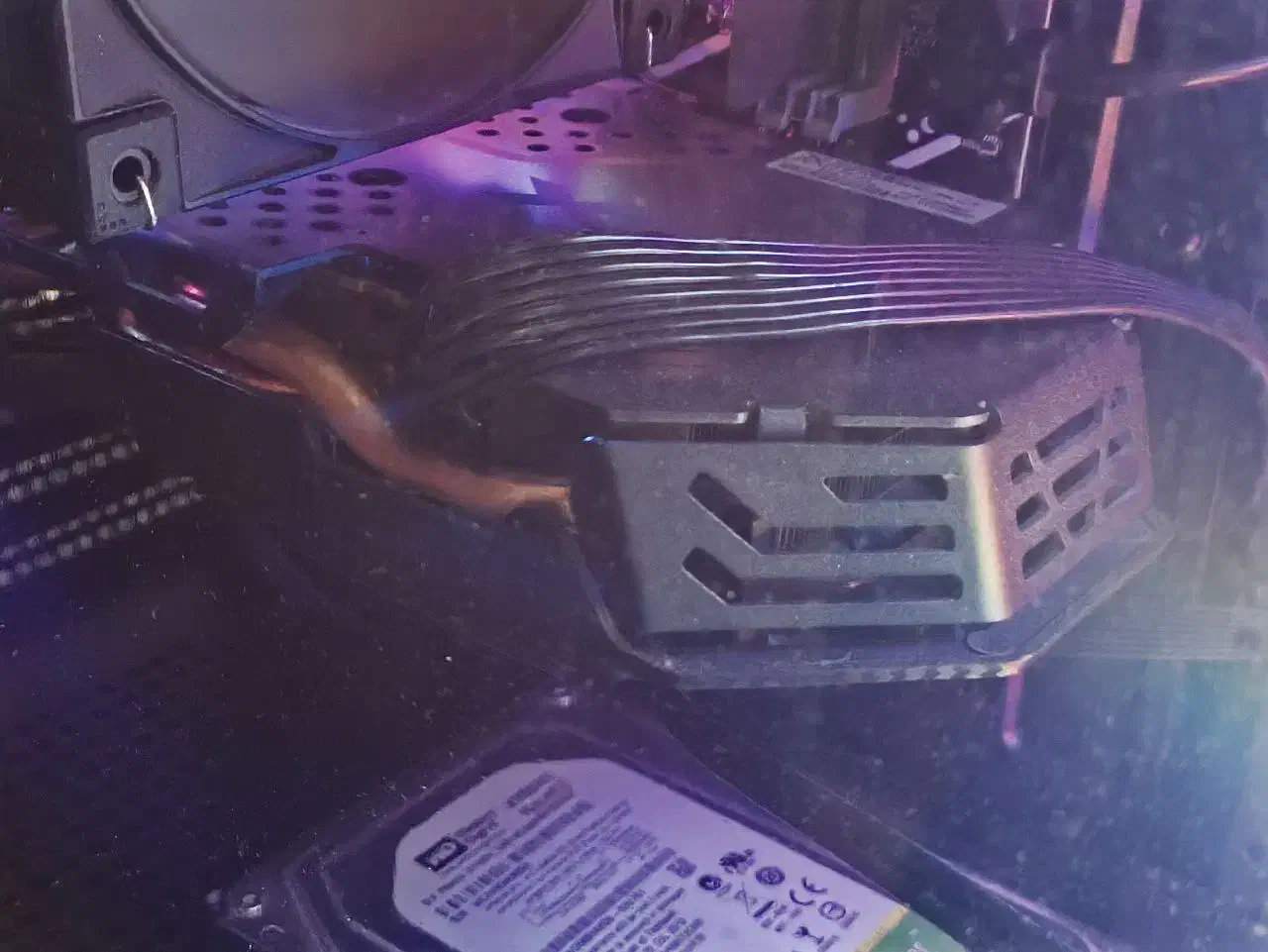 فروش کیس گیمینگ زیر قیمت|رایانه رومیزی|بندر ماهشهر, |دیوار