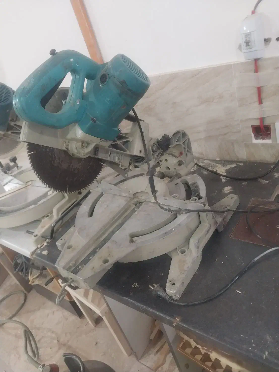 فارسی بر ماکیتا 1013 ls سالم در حال کار و محک|ابزارآلات|اسفراین, |دیوار