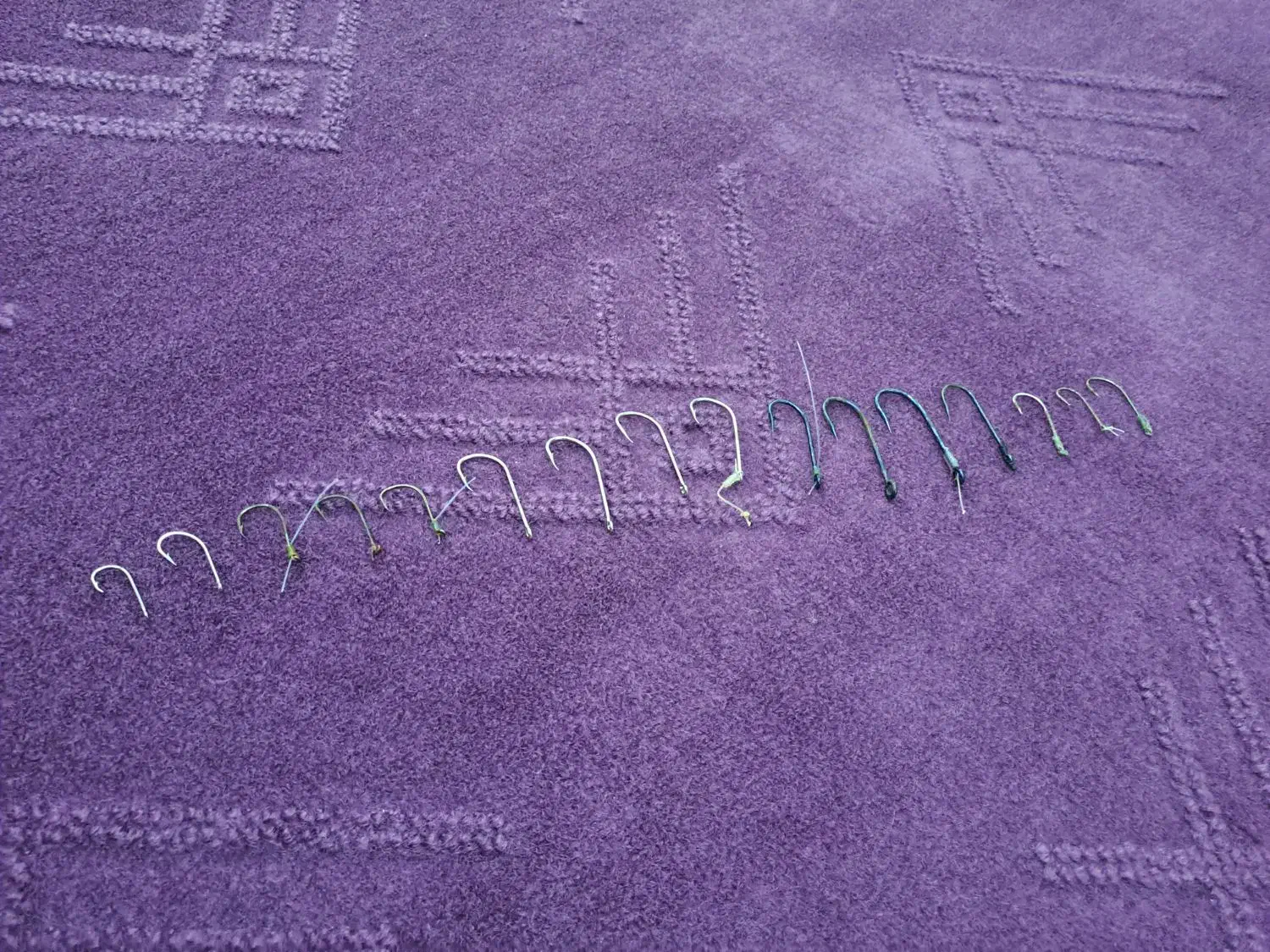 16 عدد قلاب و50 متر نخ ابریشم ماهیگیری|ماهیگیری|سنندج, |دیوار