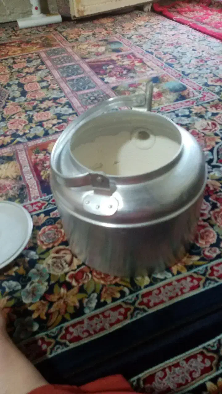 کتری ده لیتری|قوری، کتری، قهوه‌ساز دستی|شیراز, دباغ خانه|دیوار