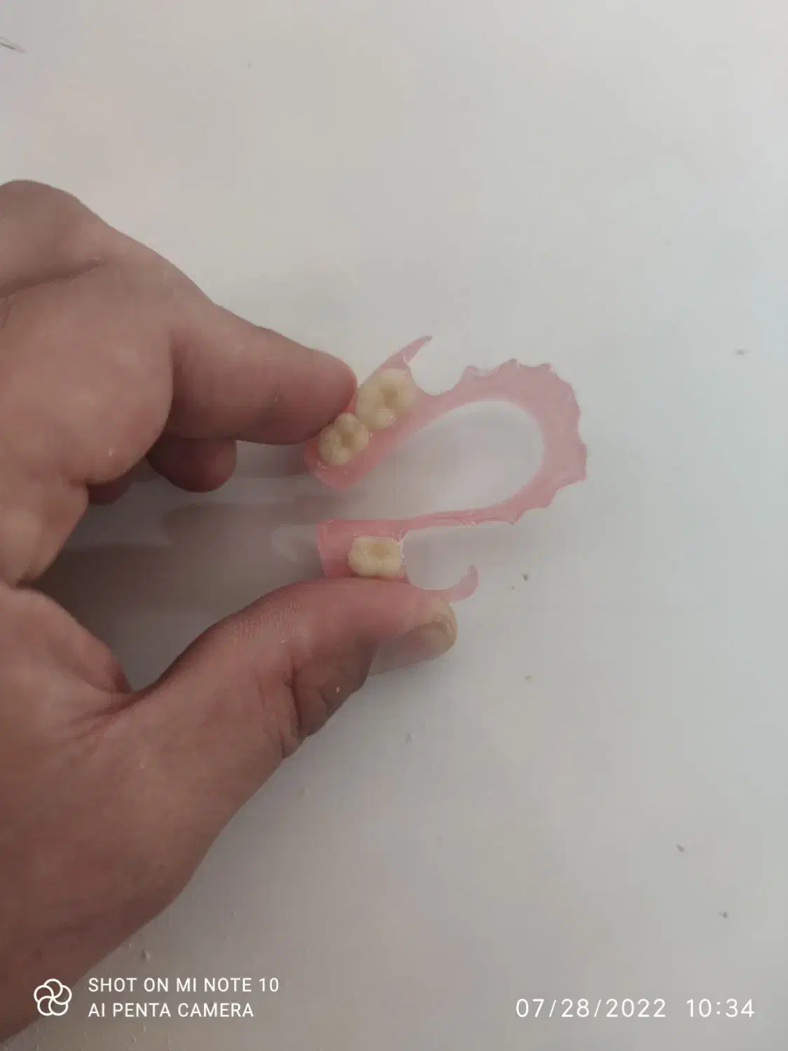 ساخت انواع دندان های مصنوعی متحرک و لثه ژله ای|آرایشی، بهداشتی، درمانی|شیراز, اصلاحنژاد|دیوار