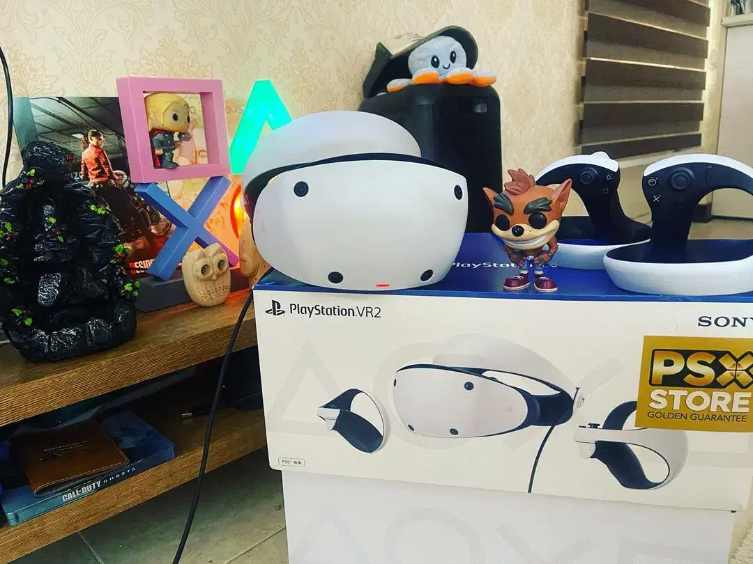 وی آر ۲|کنسول، بازی ویدئویی و آنلاین|صدرا-فارس, فاز ۱|دیوار