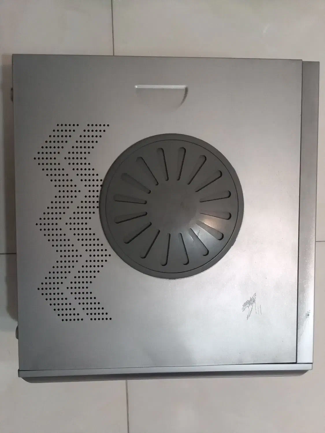 کیس نقره ای بزرگ، همراه پاور|قطعات و لوازم جانبی رایانه|قوچان, |دیوار