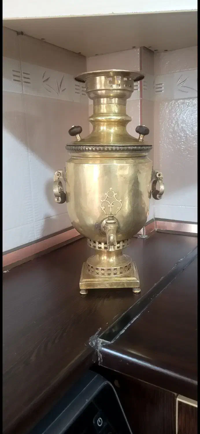 سماور قدیمی|سماور، چایساز، قهوهساز|اراک, |دیوار