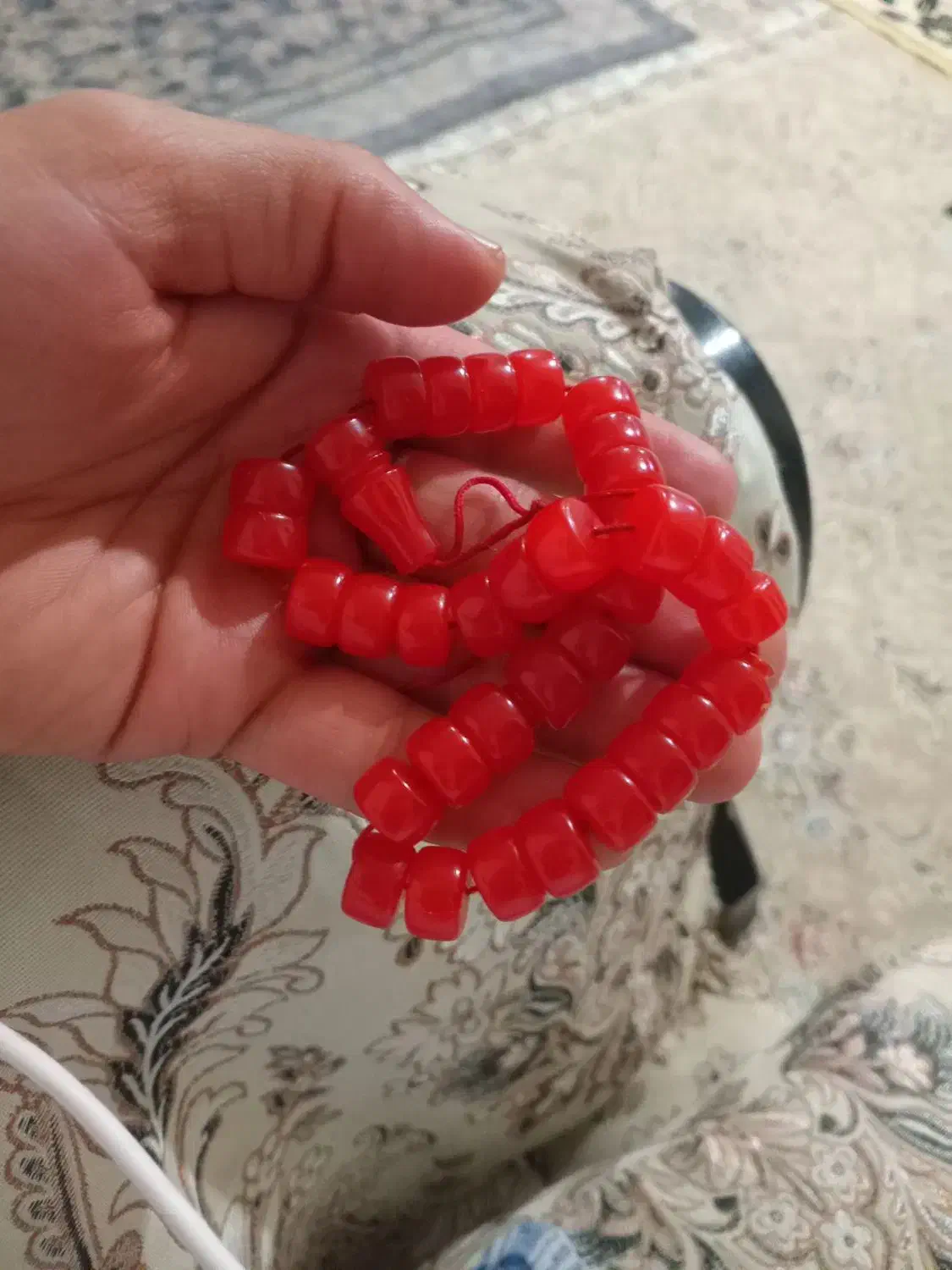 تسبح قرمز مرجان|کلکسیون اشیاء عتیقه|نقده, |دیوار