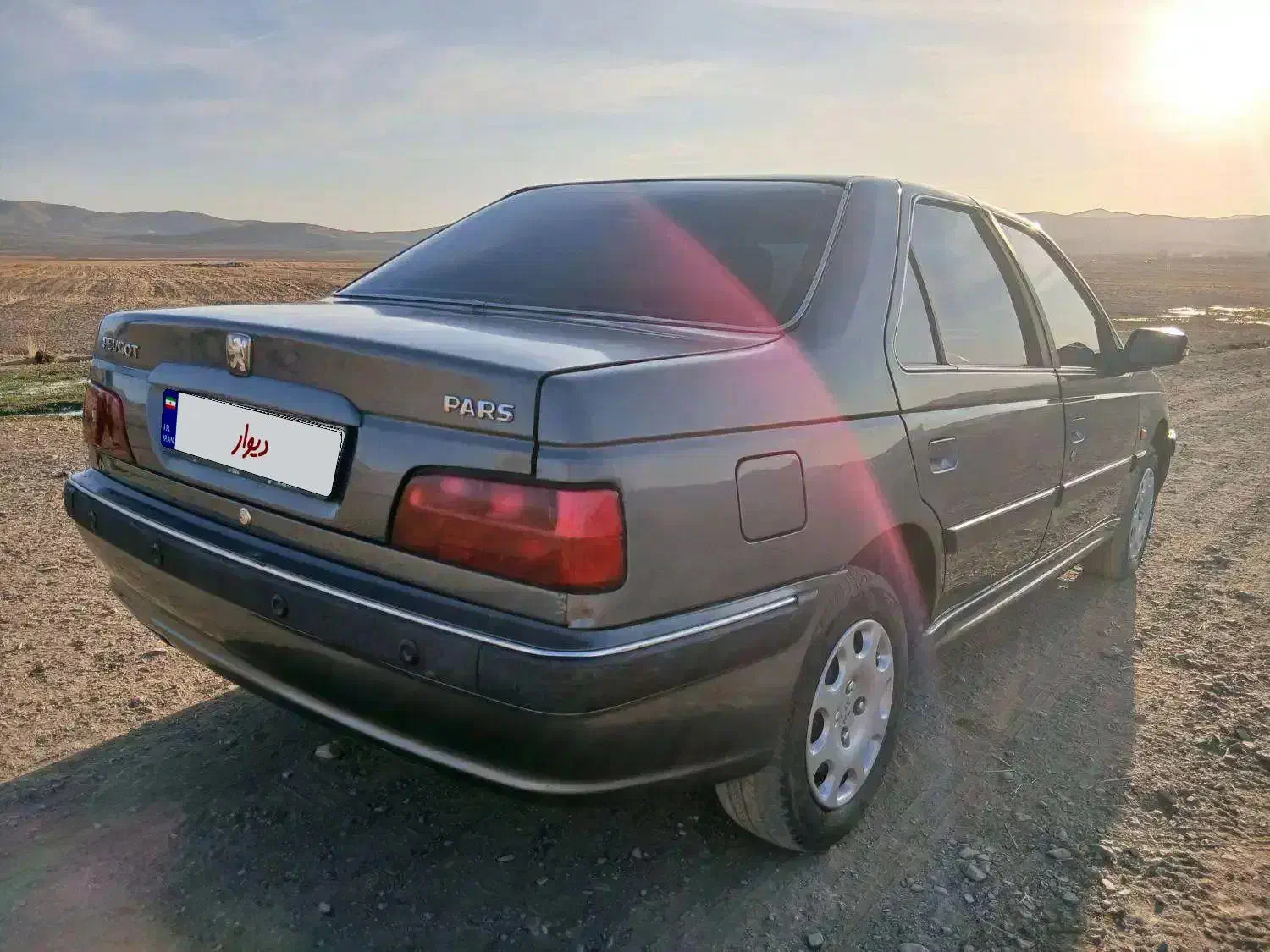 پژو پارس خاکستری|خودرو سواری و وانت|ملایر, |دیوار