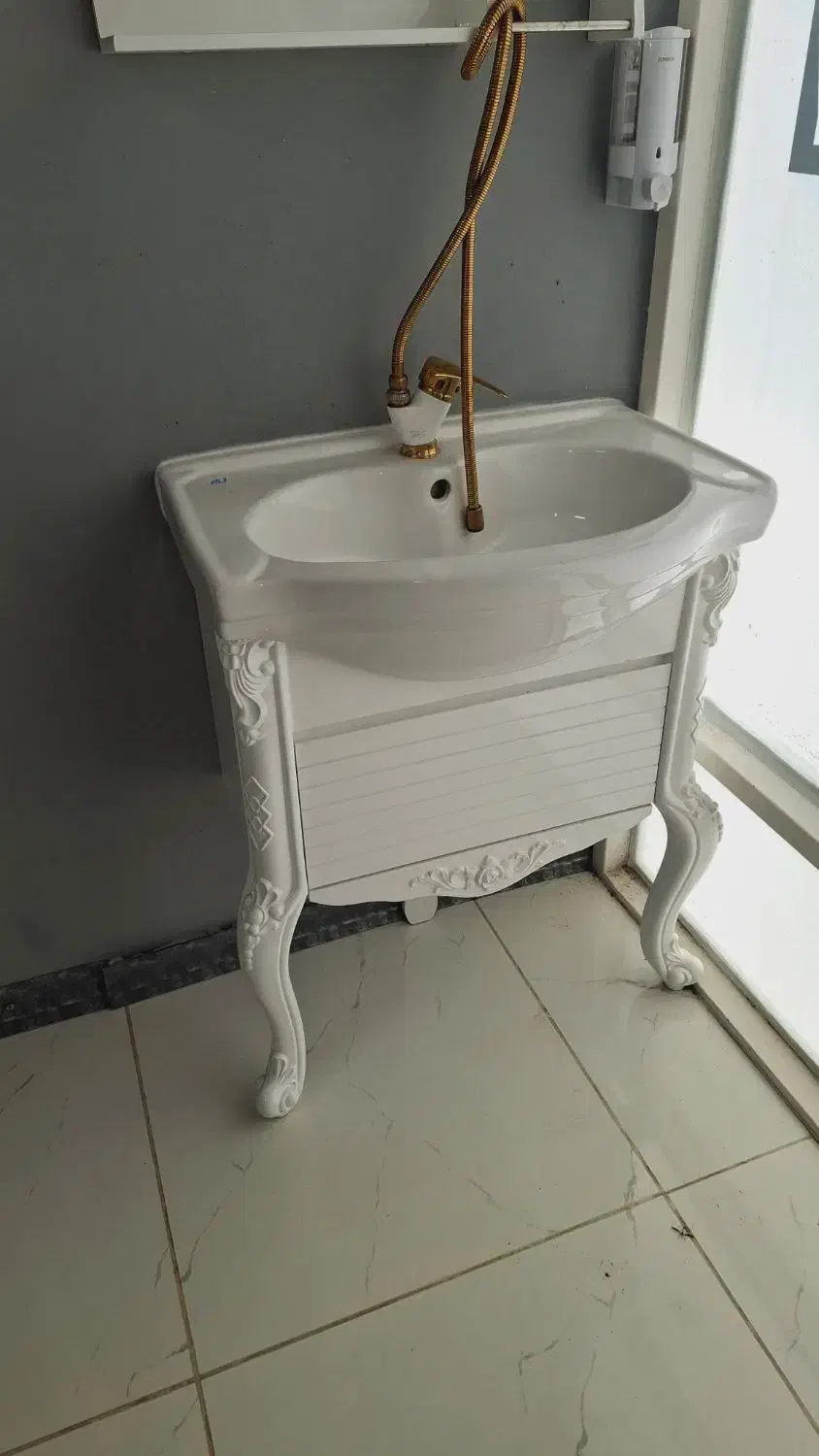 روشویی|لوازم سرویس بهداشتی|نوشهر, |دیوار