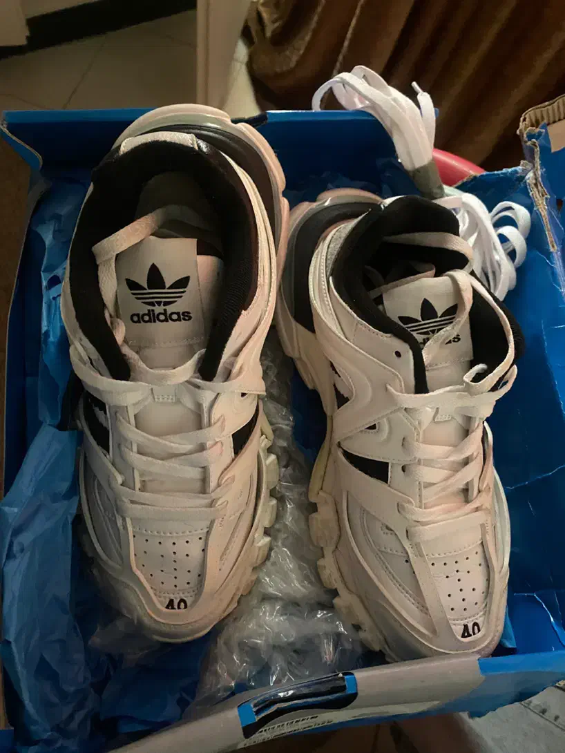 کتونی زنانه بالنسیاگا|کیف، کفش، کمربند|تهران, فرمانیه|دیوار