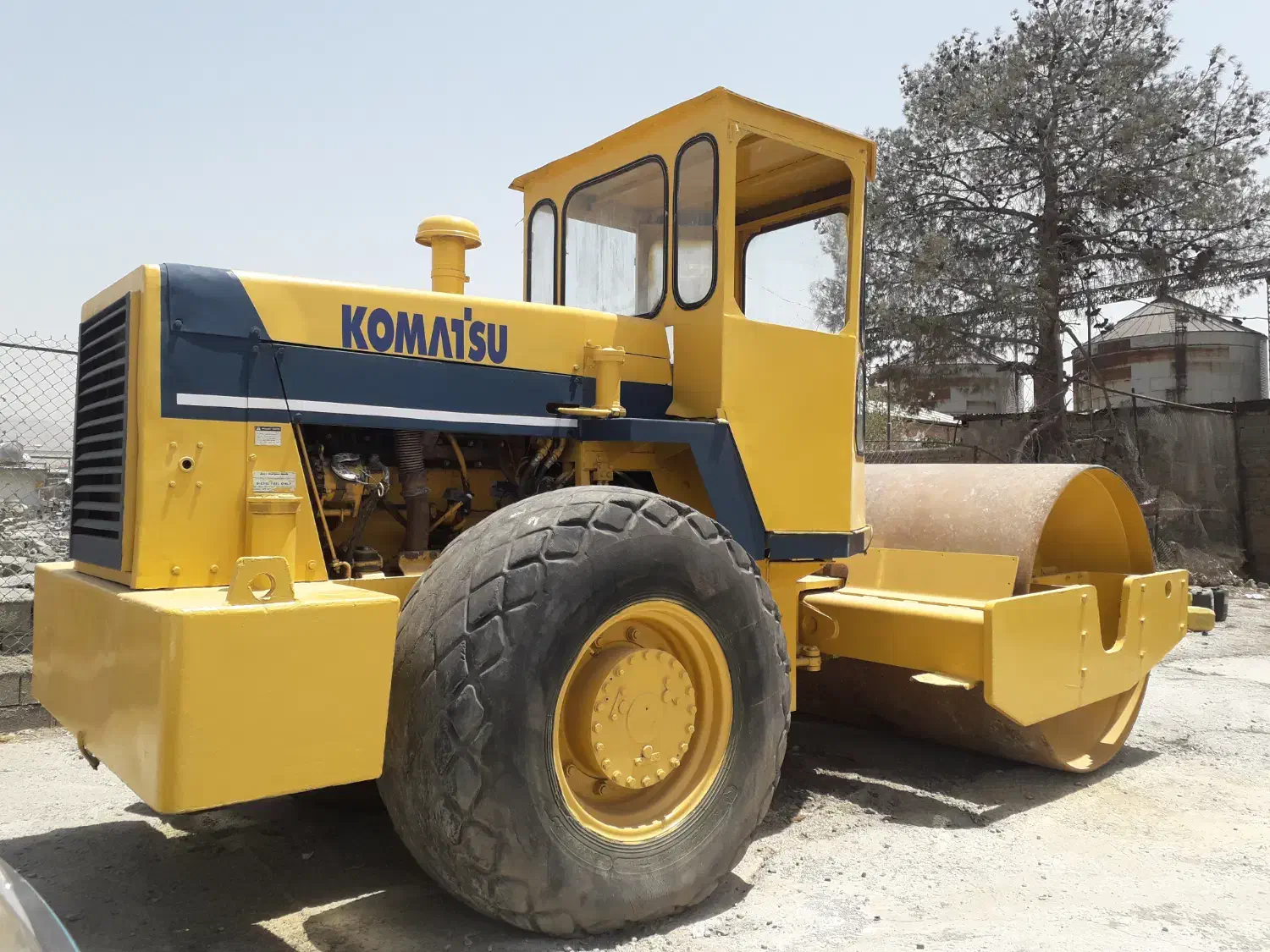 فروش غلطک خودرو مارک کوماتسو|خودرو سنگین|قدس, شهرقدس|دیوار