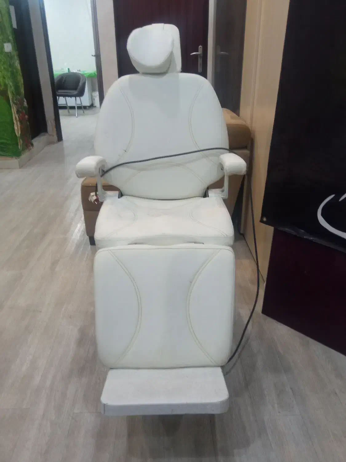 فروش صندلی برقی در صومعه‌سرا|آرایشگاه و سالن‌های زیبایی|فومن, |دیوار