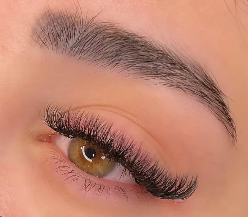 کاشت مژه و اکستنشن مژه|خدمات آرایشگری و زیبایی|مشهد, میعاد (شهرک غرب)|دیوار