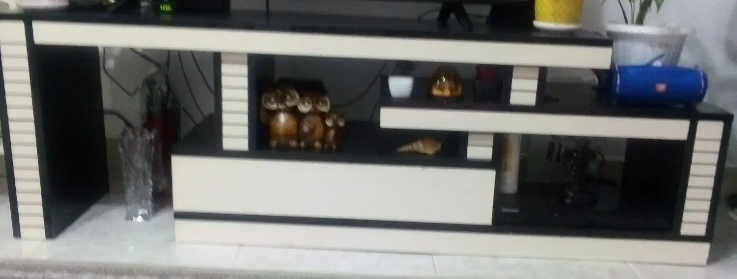 میز تلویزیون پازلی دو تیکه|میز تلویزیون|رشت, حمیدیان|دیوار