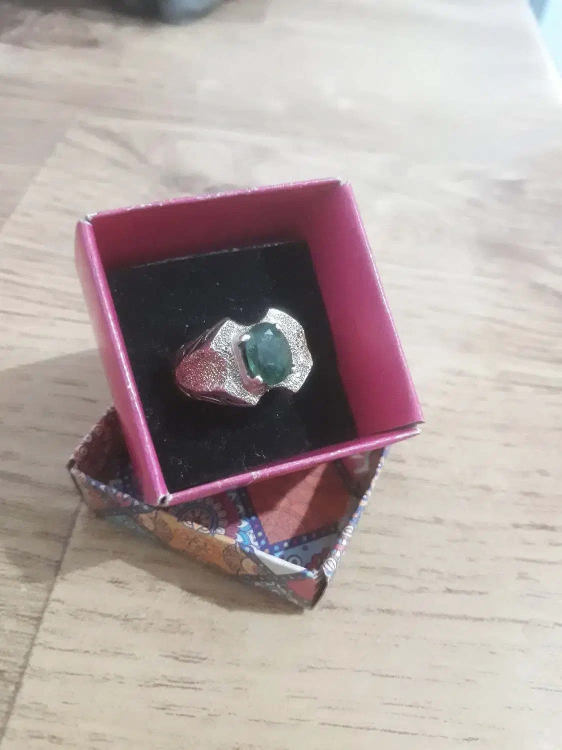 انگشتر زمرد|جواهرات|قم, شاه ابراهیم|دیوار