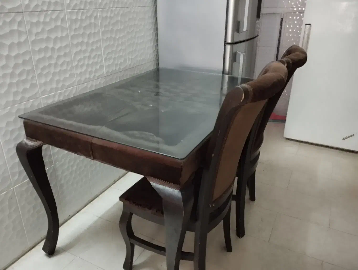 میز نهارخوری|میز و صندلی غذاخوری|بیرجند, |دیوار