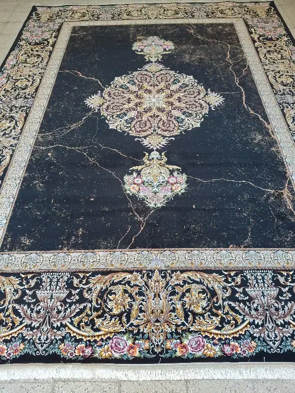 فرش ۱۲متری ۷۰۰شانه تراکم ۲۵۵۰ نو آکبند|فرش|باغستان, |دیوار