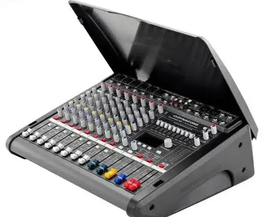 پاور میکسر دایناکورد ۶۰۰ سری ۳ گرید A++|سیستم صوتی خانگی|مشهد, شهید بصیر|دیوار