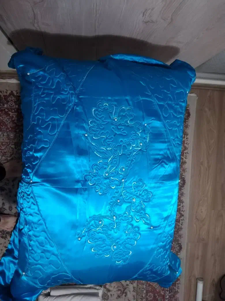 بالش پر|رختخواب، بالش، پتو|تهران, سازمان برنامه شمالی|دیوار