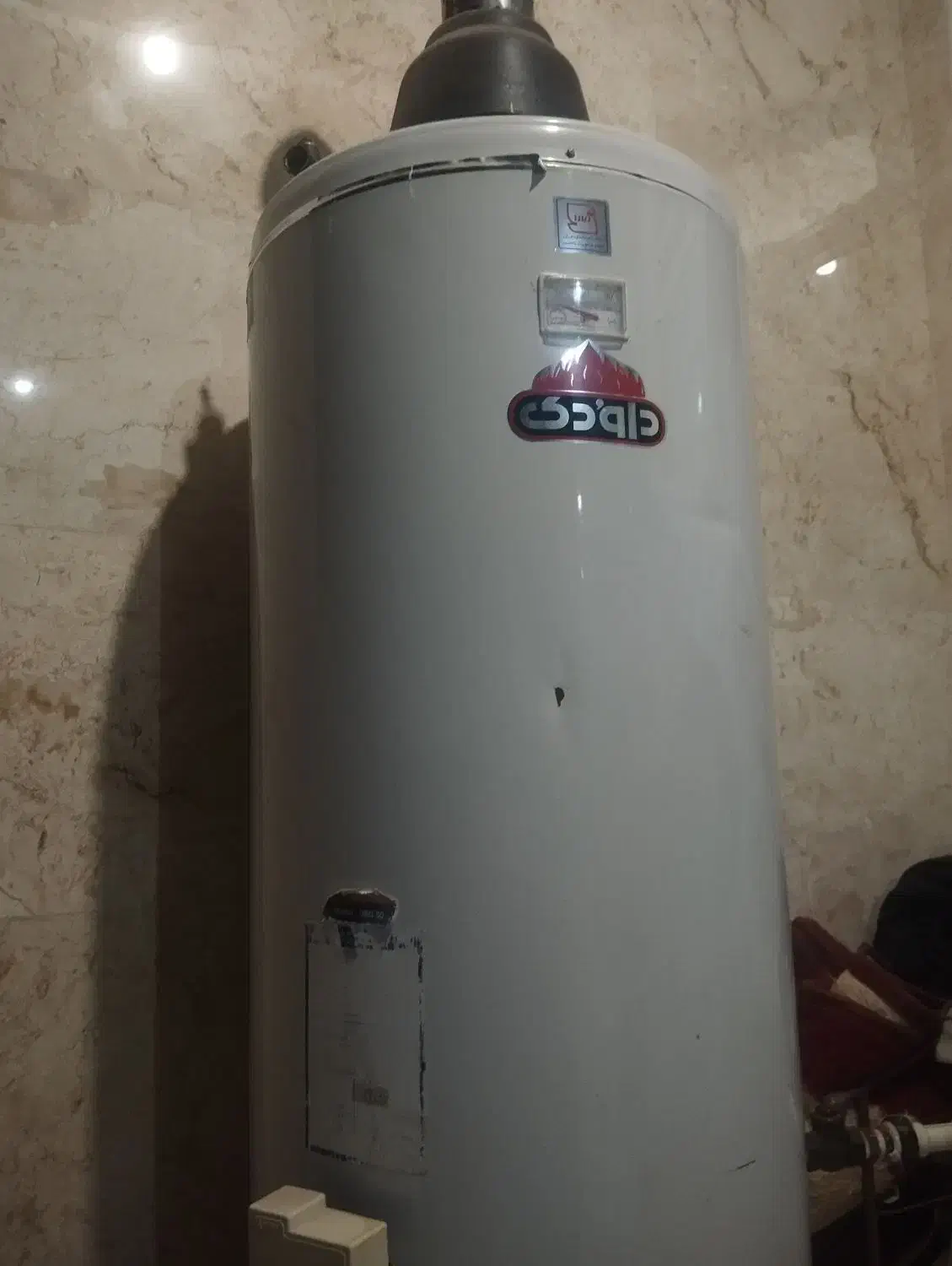 فروش آبگرمکن مخزنی|آبگرمکن، پکیج، شوفاژ|تیران, |دیوار