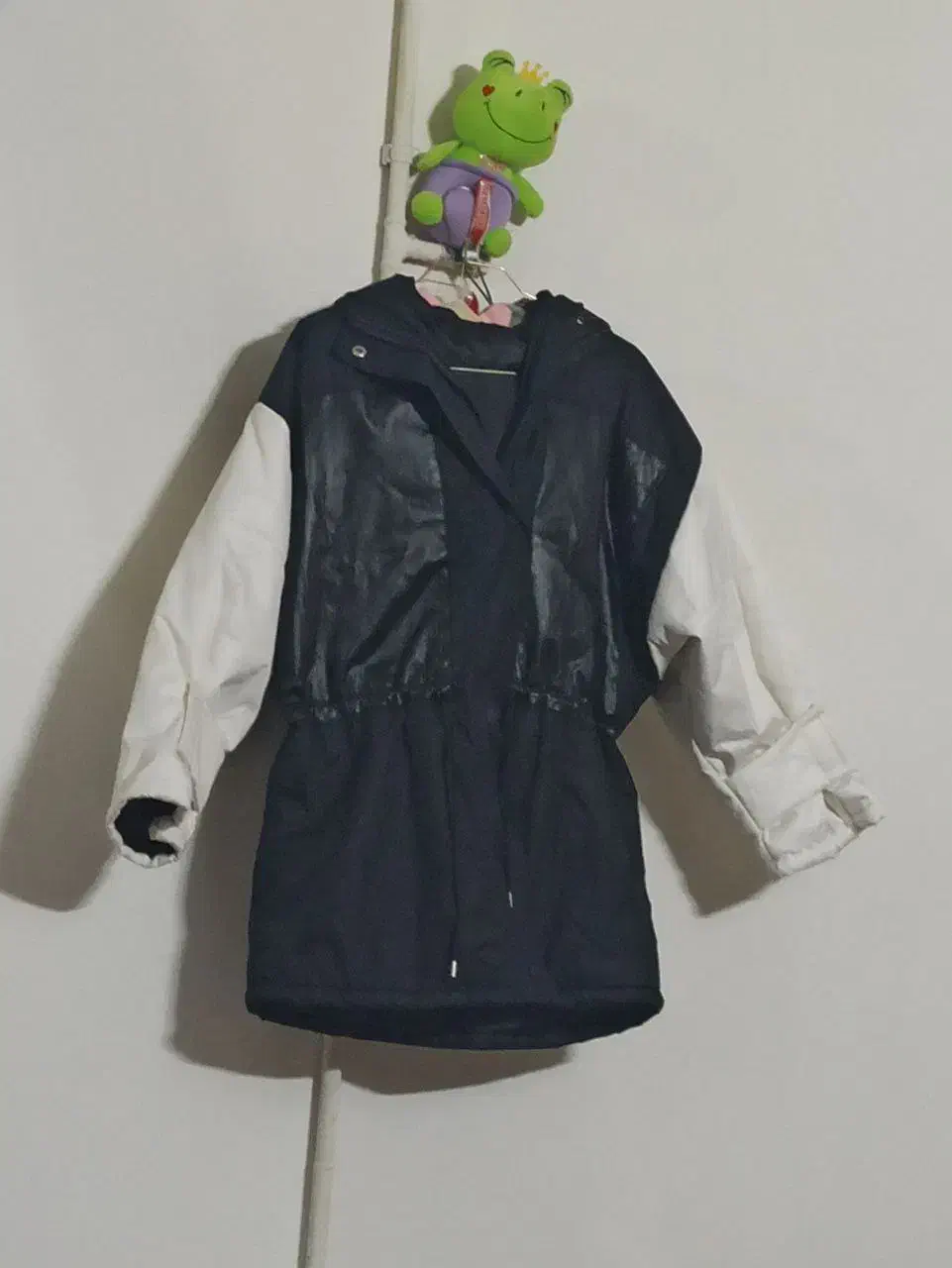 کافشن . پالتو .|لباس|بروجرد, |دیوار