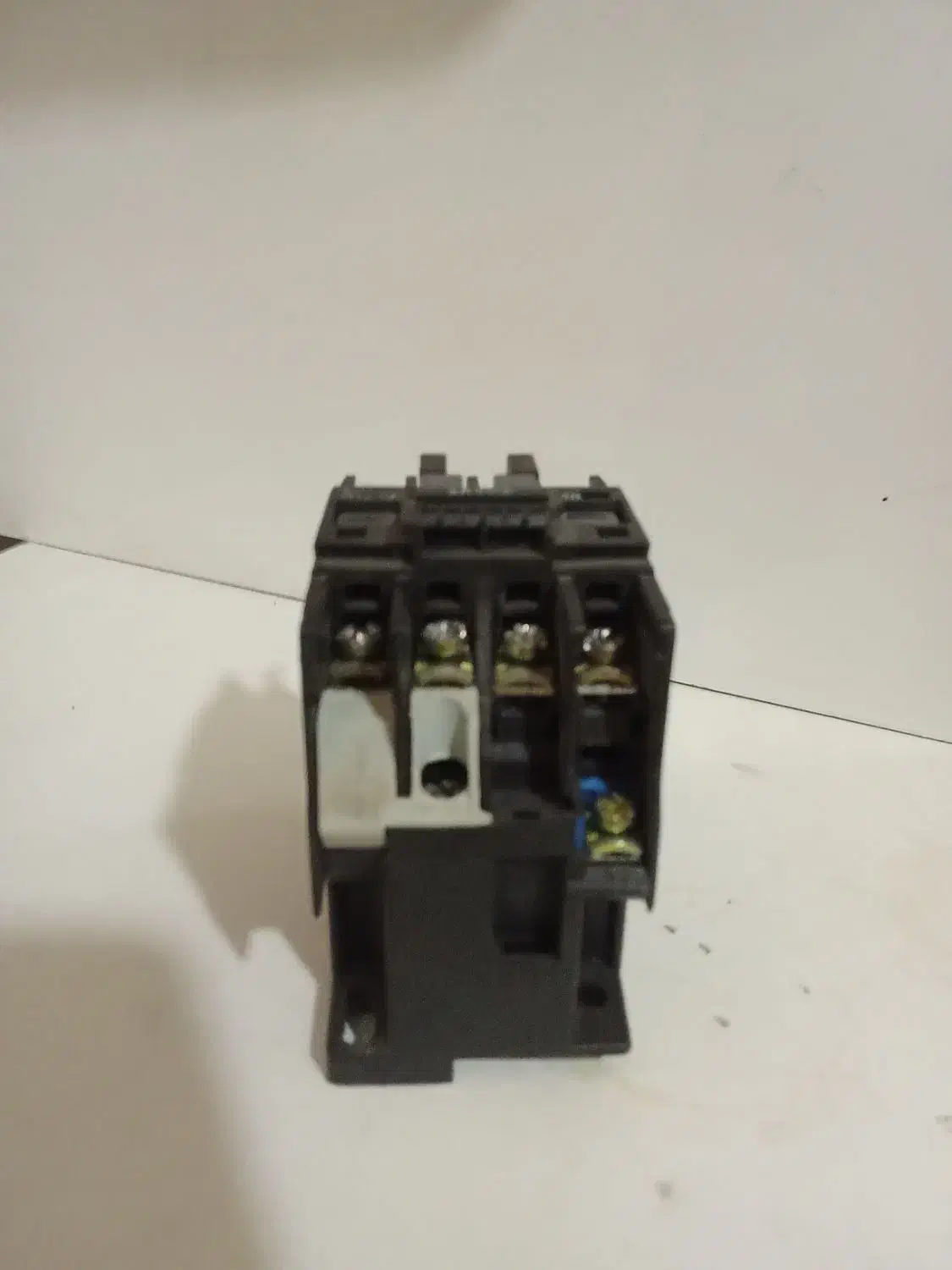 کنتاکتور. بی متال|ابزارآلات|قم, هفت تیر|دیوار