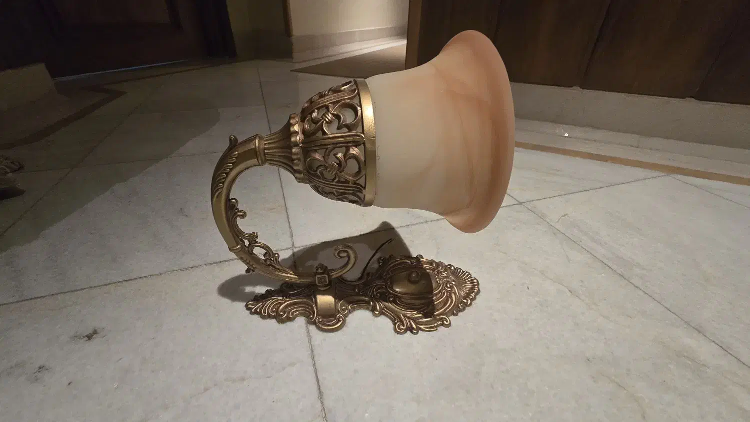 لوستر۸شاخه برنجی ۲شاخه دیواری|لوستر و چراغ آویز|اصفهان, چرخاب|دیوار