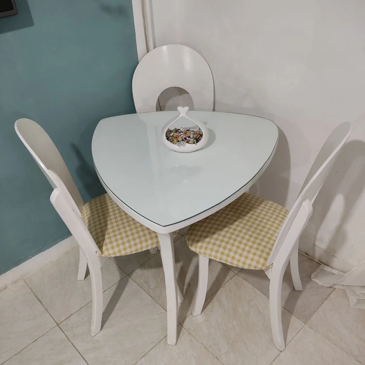 میز ناهار خوری|میز و صندلی غذاخوری|شوشتر, |دیوار