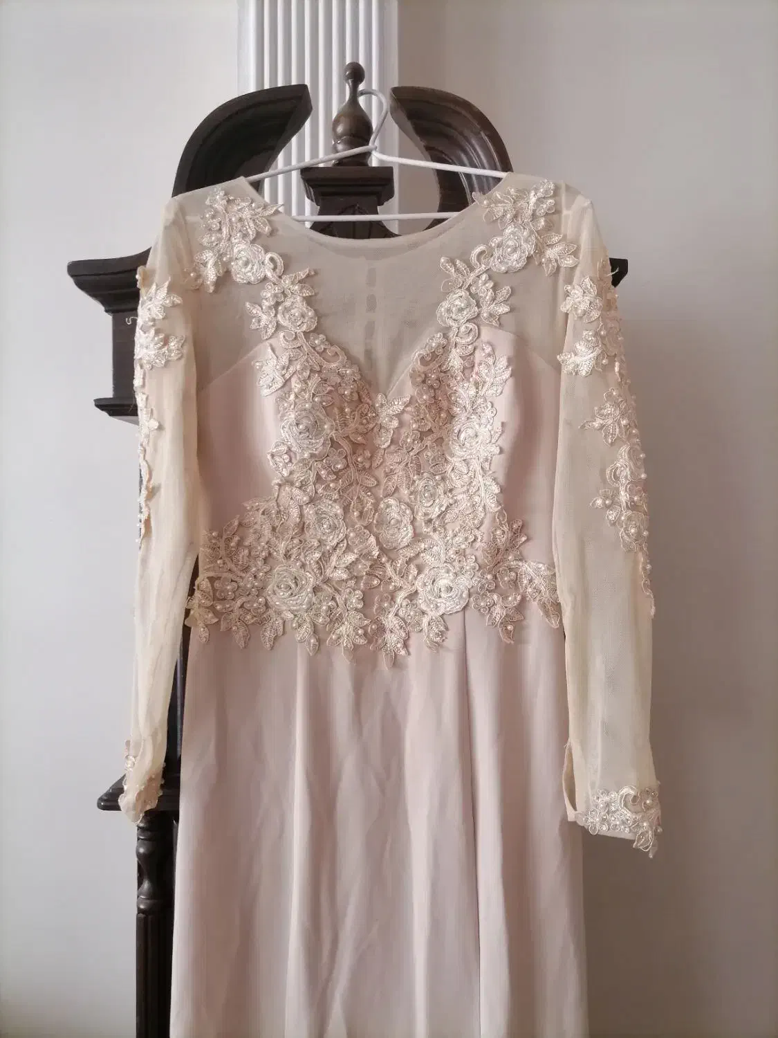 پیراهن مجلسی|لباس|مشهد, فتح المبین|دیوار