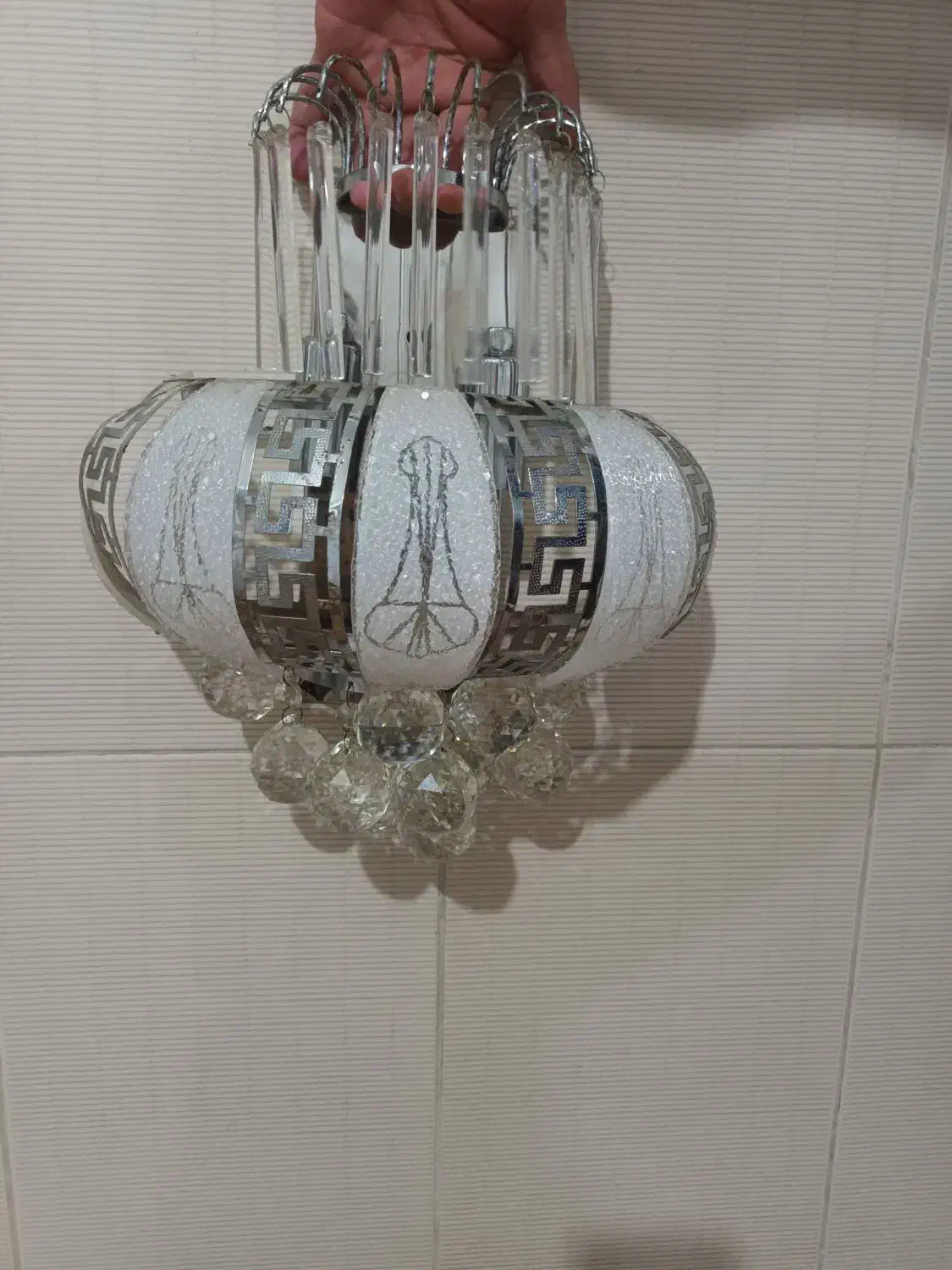 لوستر اتاق خواب|لوستر و چراغ آویز|رشت, گلباغ نماز|دیوار