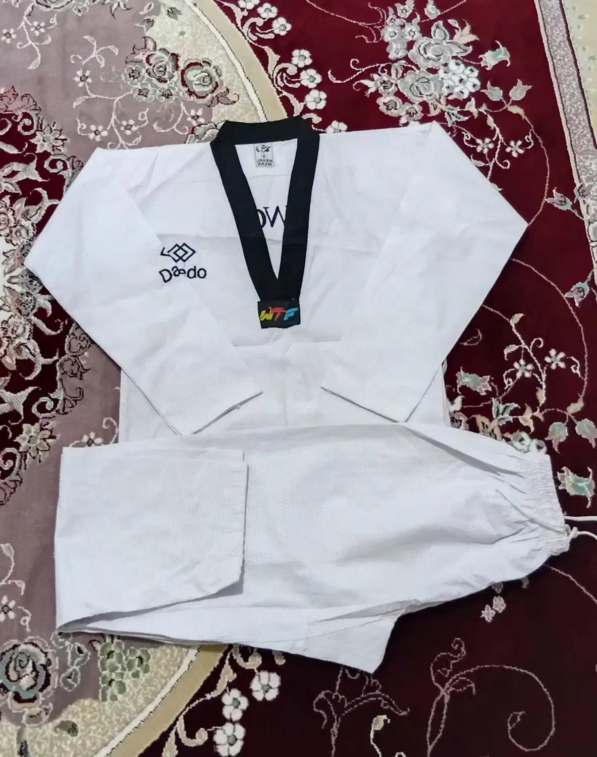 دو دست لباس و محافظ تکواندو درحد نو|تجهیزات ورزشی|سقز, |دیوار