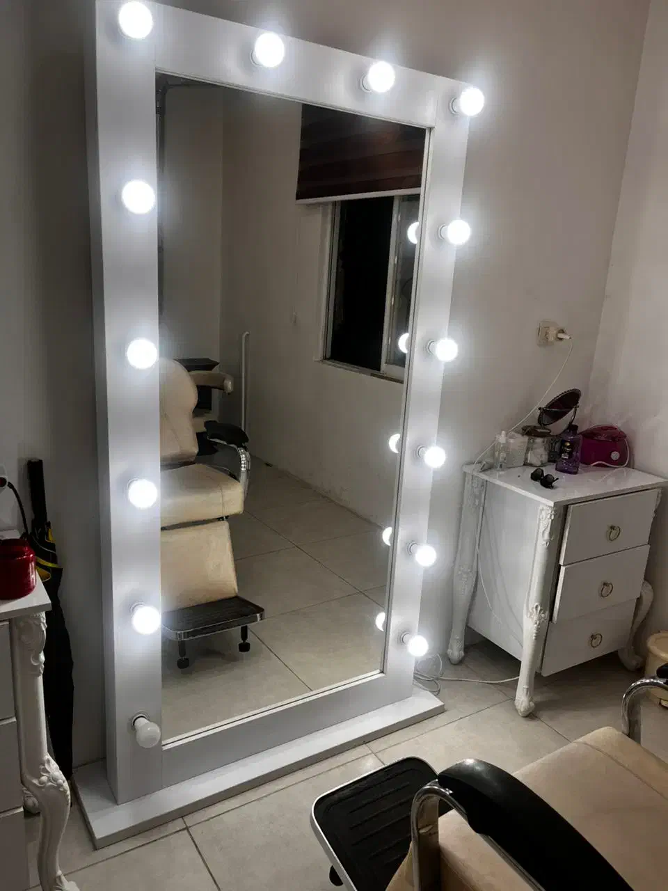 لوازم سالن زیبایی|آرایشگاه و سالنهای زیبایی|کیاشهر, |دیوار