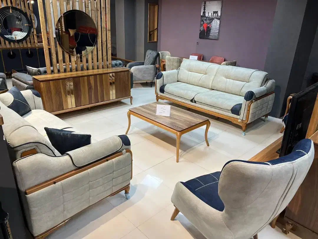 تولید انواع مبلمان و لوازم چوبی/مبل راحتی وکلاسیک|مبلمان خانگی و میز عسلی|فومن, |دیوار