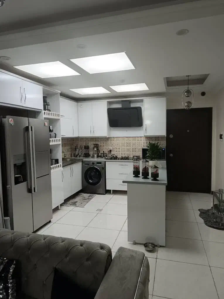 اجاره آپارتمان88متر/طبقه آخر اراضی شاهد*املاک کاج*|اجارهٔ آپارتمان|گرمدره, |دیوار